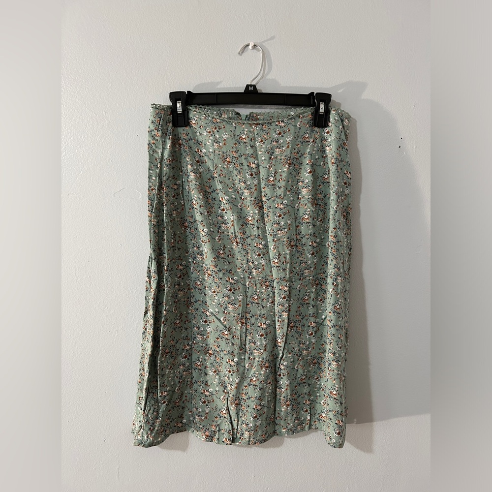 Ditsy Floral Green Aeropostale Skirt